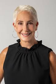 Female Founders: Robyn Streisand of The Mixx and Titanium Worldwide On The  Five Things You Need To Thrive and Succeed as a Woman Founder