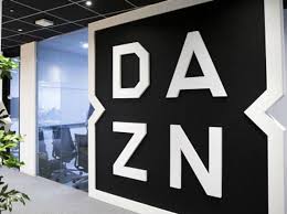 Ai 500 milioni comcast vanno agiunti i 340 milioni di tim con cui ha stretto una partnership. Si Alza Il Sipario Sull Offerta Dazn Pianetagenoa1893