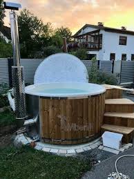 Badefass Gfk Mit Whirlpool Wellness Royal Bernhard Leoben Osterreich Badefass Whirlpool Baden