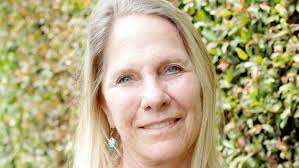 How Sandra Bowes Is Trying To Make It In Hollywood