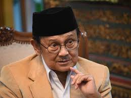 Selain itu bj habibi dan putra sulungnya ilham akbar membangun regio aviasi industri (rai), perusahaan yang bergerak dalam bidang perancangan. 4 Pesawat Bj Habibie Yang Bikin Indonesia Bangga Tekno Liputan6 Com