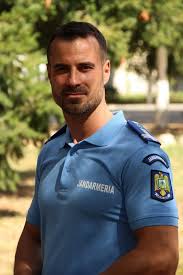 Directia generala de jandarmi a municipiului bucuresti. Jandarm Roman Garda De Corp A Unui Laureat Al Premiului Nobel Dcnews