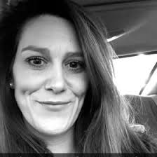 Kelly Hebeler's Instagram, Twitter & Facebook