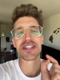 Alex Hefner's Instagram, Twitter & Facebook