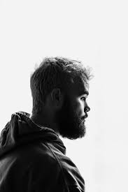Grayscale Photo Of Man Facing Right Photo Free Face Image On Unsplash Beard Styles Face Images Face Pictures