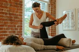 Physiotherapy Clinic Vancouver Downtown [Empower Your Movement]