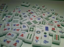 Los juegos de mesa ayudan a las personas a interaccionar, socializar y divertirse manteniendo a las personas comprometidas y alertas. Go Shogi Valladolid Otros Juegos Orientales