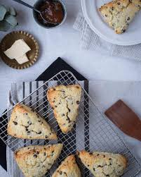 Scones Aux Pepites De Chocolat Free The Pickle Recette En 2020 Pepite Chocolat Scones Aux Pepites De Chocolat Scones