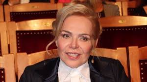 Herečka dagmar havlová, rozená veškrnová, (* 22. Dagmar Havlova Konci V Divadle Komplikovane Zraneni Ktere Potkalo Nejslavnejsi Vdovu Ceska Se Lidem Nad 60 Let Hoji Opravdu Spatne Extra Cz