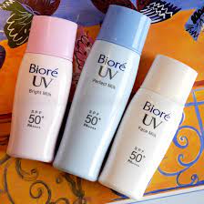 Whether you're a fan of powder sunscreen or prefer a lotion that dries matte, we've got your oily skin covered, literally. My Asian Skincare Story Biore Uv Milks Face Perfect And Bright Spf50 Pa