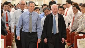 Prime minister lee engaged in a dialogue with cnn host dr fareed zakaria at the nus institute of policy studies' singapore at 50: Pm Lee Hsien Loong On Mr Lee Kuan Yew When You Needed Him He Was There Singapore News Top Stories The Straits Times