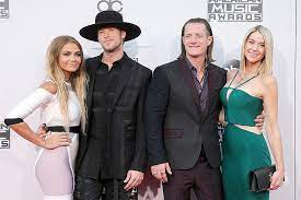 The teen choice awards went down at the usc galen center in la on sunday and brought out some of today's hottest young (and. Florida Georgia Line Love Having Their Wives Out On The Road