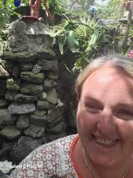 A little family history: My Aunt and Uncle (Earl and Viola Pearse, and  Uncle Lester Rose originally Gary Bull I remember swimming in the canal at  their house at the bottom of