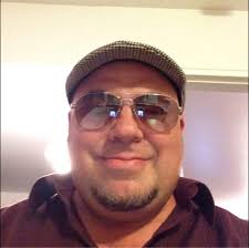 Happy Bday 🥳🎁🎈🎊🎉🎂🍰🍾🥃🍺 to Adrian Bartos, better known to all of us  professionally as DJ Stretch Armstrong. He is a New York 🗽 based DJ and  music producer, known as a former