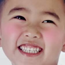 Mae Salas (@mimimiamae)