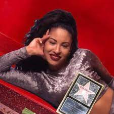 Selena Quintanilla Laleyendaselena Twitter