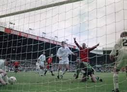 One word that you think of when you rivals. Manchester United Vs Leeds English Football S Forgotten Rivalry