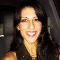 Kari Savage's Instagram, Twitter & Facebook