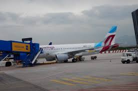 Check spelling or type a new query. Zboruri Directe Bucuresti Dusseldorf Cu 40 Euro Segment Pentru 2018 2019 Calatorul Multumit