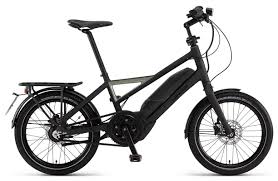 In addition to regular pedelecs, 'speed pedelecs' have been on the market for some time now, and from 1 january 2017 the speed pedelec is categorized as a moped, which means that helmet use is. Speed Pedelec Kaufberatung E Motion E Bike Experten