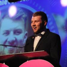 Ewan Pow (@EwanAMPow)