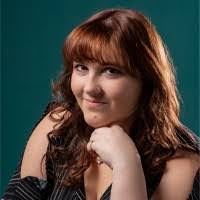 Taryn Mclean's Instagram, Twitter & Facebook