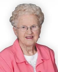 Eileen Salter's Instagram, Twitter & Facebook