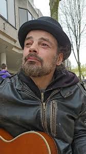 Eric Grate's Instagram, Twitter & Facebook