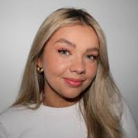 Lauren Davenport's Instagram, Twitter & Facebook