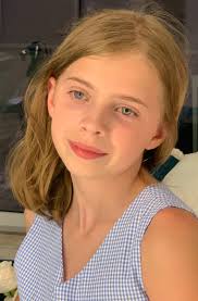 Dana Scofield's Instagram, Twitter & Facebook