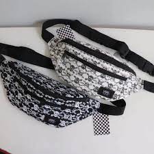 There are 173 vw van waist bag for sale on etsy, and they cost $20.27 on average. Fashion Vans Skull Waist Bag Black White Crossbody Shoulder Bag Shopee Malaysia