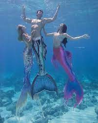 Merman Model Marine Biologist Mermaid Photography Mermaid Pictures Mermaid Images