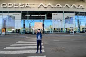 Aeroport district is an administrative district of the northern administrative okrug and one of the 125 raions of moscow, russia. Vernite Samolety V Nebo V Aeroportu Odessa Proshel Odinochnyj Piket