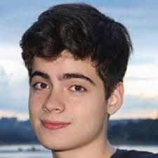 Eduardo Prado's Instagram, Twitter & Facebook