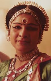 Twenty-three-year-old Parinita Jain traveled from Indore to Vidisha for her  cousin's wedding. During the sangeet ceremony, she took the stage to dance  to the popular Hindi song. However, just thirty seconds into