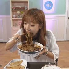 Qotd What Korean Food You Need To Eat A Topokiiii Namjoon Apink Namjoon Eat Mukbang Noodle Aoa Ioi Snsd Twice Rv Food Yummy Asian Food Eat
