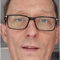 A list of who Kapalu J Mulenga is following