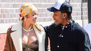 Rihanna and a$ap rocky were photographed during another cute date in nyc, and you need to see the pics. Rihanna And A Ap Rocky S Couple Style Is Unrivalled Teen Vogue