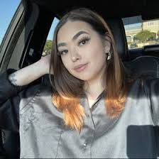 Alexis Deaton's Instagram, Twitter & Facebook