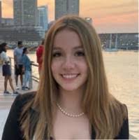 Jessica Scholz's Instagram, Twitter & Facebook