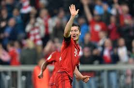 Transmisja w telewizji będzie dostępna na antenach tvp 1 oraz polsat sport premium 1. Superpuchar Europy Bayern Sevilla Pilkarskie Swieto Z Kwarantanna W Tle I Ze Zdrowym Robertem Lewandowskim Na Boisku Gdzie Ogladac Sportowy24