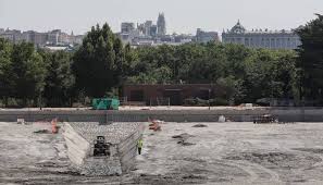 Es también el principal pulmón de la ciudad, y en él se realizan un más allá de su importancia como espacio natural y ecológico, y de su belleza paisajística, casa de campo de madrid tiene una importante historia: El Lago De La Casa De Campo Estara Listo En Noviembre Por Retrasos En Las Obras Madrid El Pais