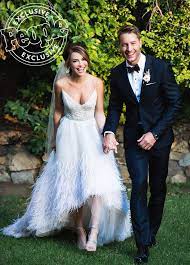 Justin Hartley And Chrishell Stause S Intimate Wedding Exclusive Details Hollywood Wedding Wedding Dresses Celebrity Weddings