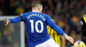 Heiðar helguson , professional footballer, currently at cardiff city fc heimir hallgrímsson , manager of the iceland national football team , also a football player and dentist Dc United Open Talks For Gylfi Sigurdsson