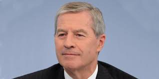 The pair's tenure has been fraught with problems. Ex Deutsche Bank Ceo Jurgen Fitschen Wird Beirat Bei Arabesque Tochter S Ray Citywire