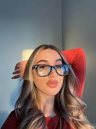 Looking for a local bakery/restaurant with great cheesecake