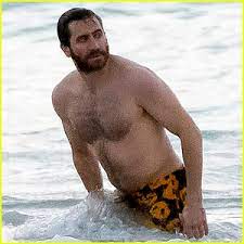 See more ideas about jake gyllenhaal shirtless, shirtless, jake gyllenhaal. Jake Gyllenhaal Is Shirtless On The Beach To Cheer You Up Today Greta Caruso Jake Gyllenhaal Shirtless Just Jared