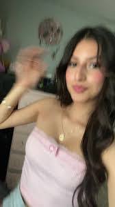 Jamie Pena's Instagram, Twitter & Facebook