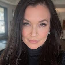 Wendy Ritenour's Instagram, Twitter & Facebook