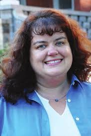 Edith Markham's Instagram, Twitter & Facebook